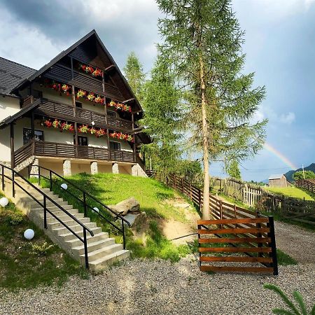 Roua Bucovinei Villa Sadova  Eksteriør bilde
